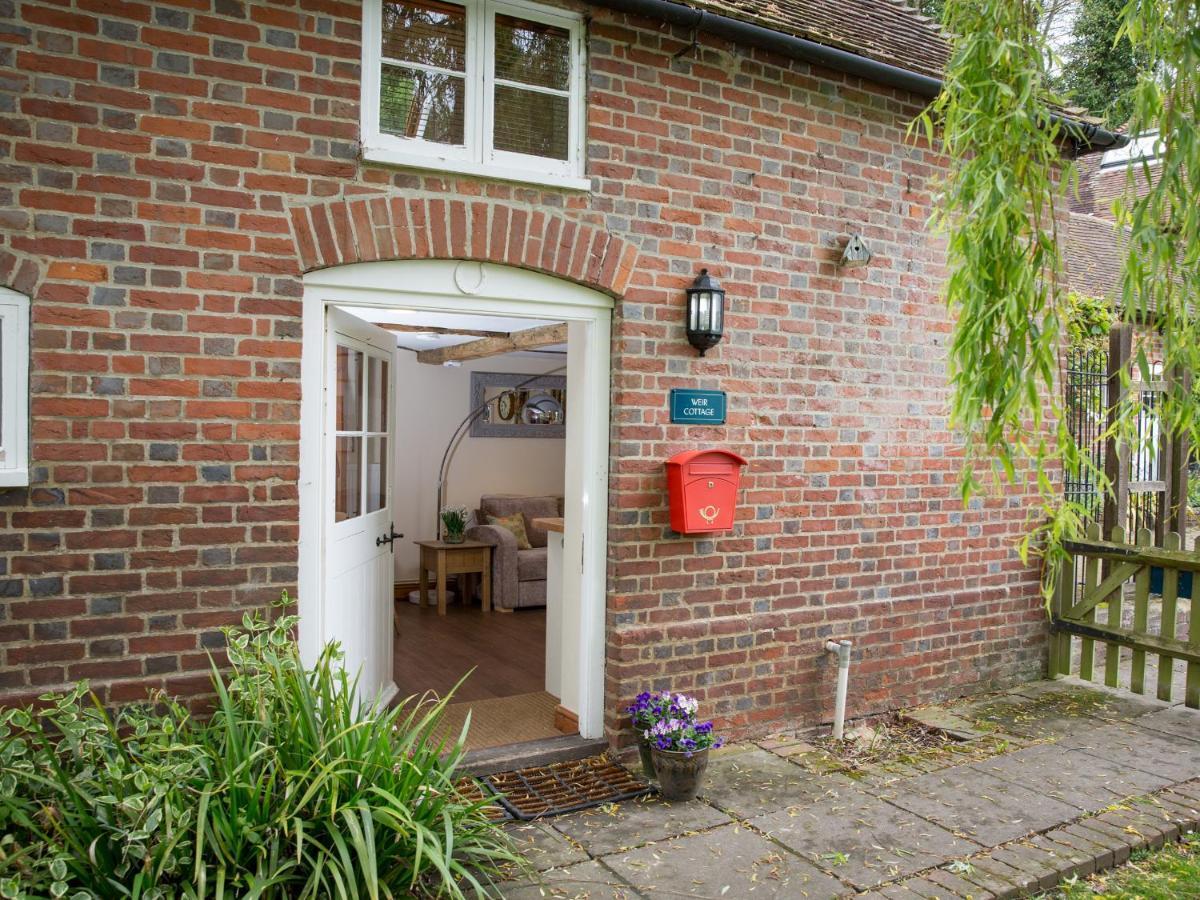 Weir Cottage Maidstone Exteriör bild